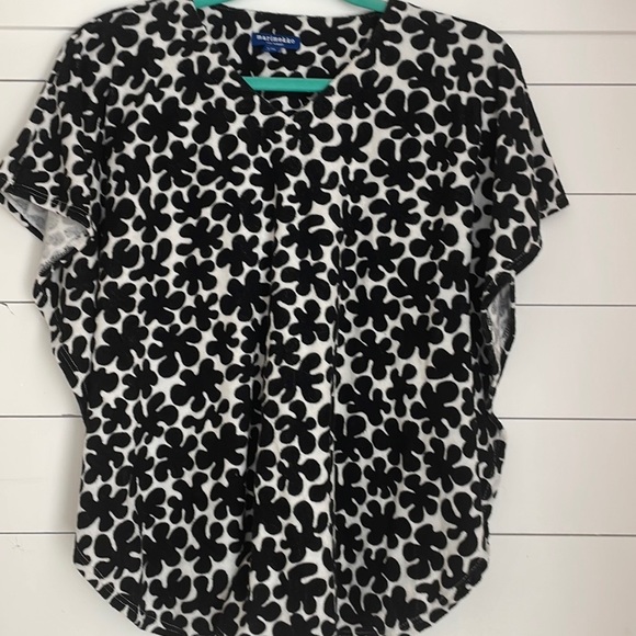 MARIMEKKO black and white kids terry  towel poncho - Picture 8 of 9